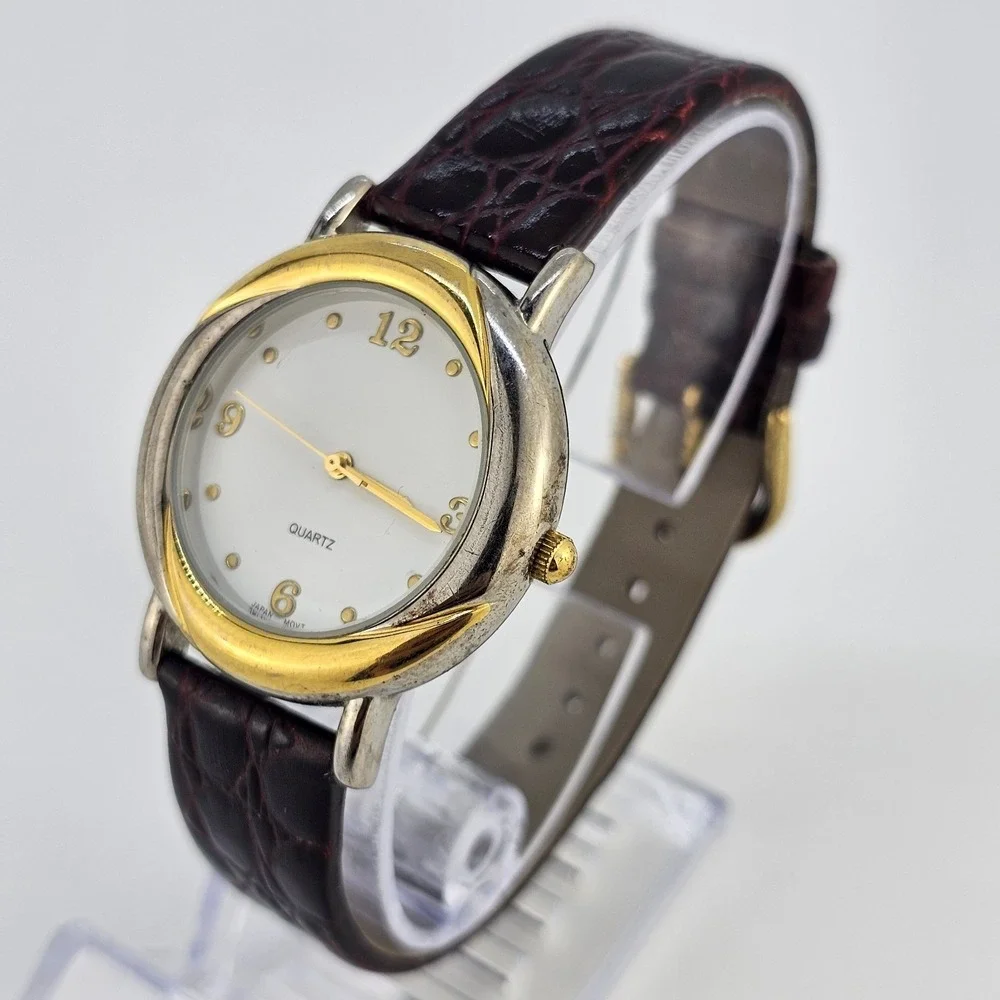 34MM‎ Women's Analog Watch White Dial Brown Leather Bands NEW Battery